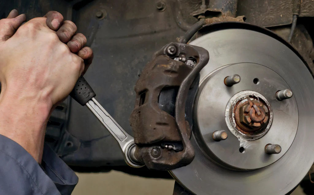 Common Brake Bleeding Mistakes to Avoid